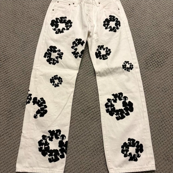 Men's Black Floral Patterned White Jeans